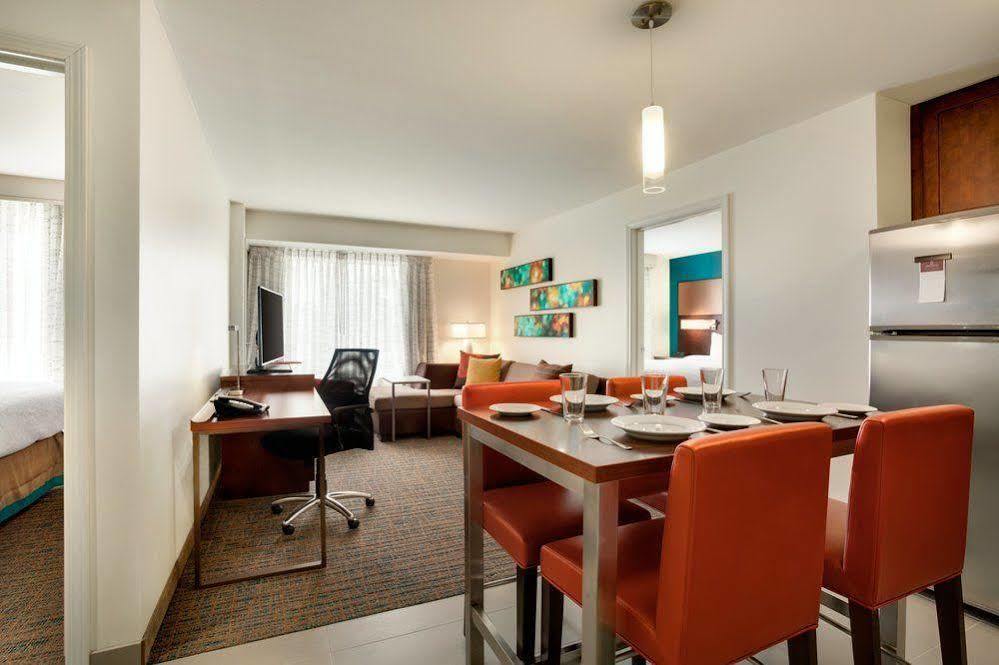 Hotel Courtyard By Marriott Kingston Exteriér fotografie